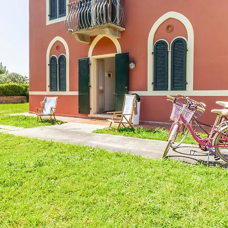 La Casa Rossa Versilia Apartament